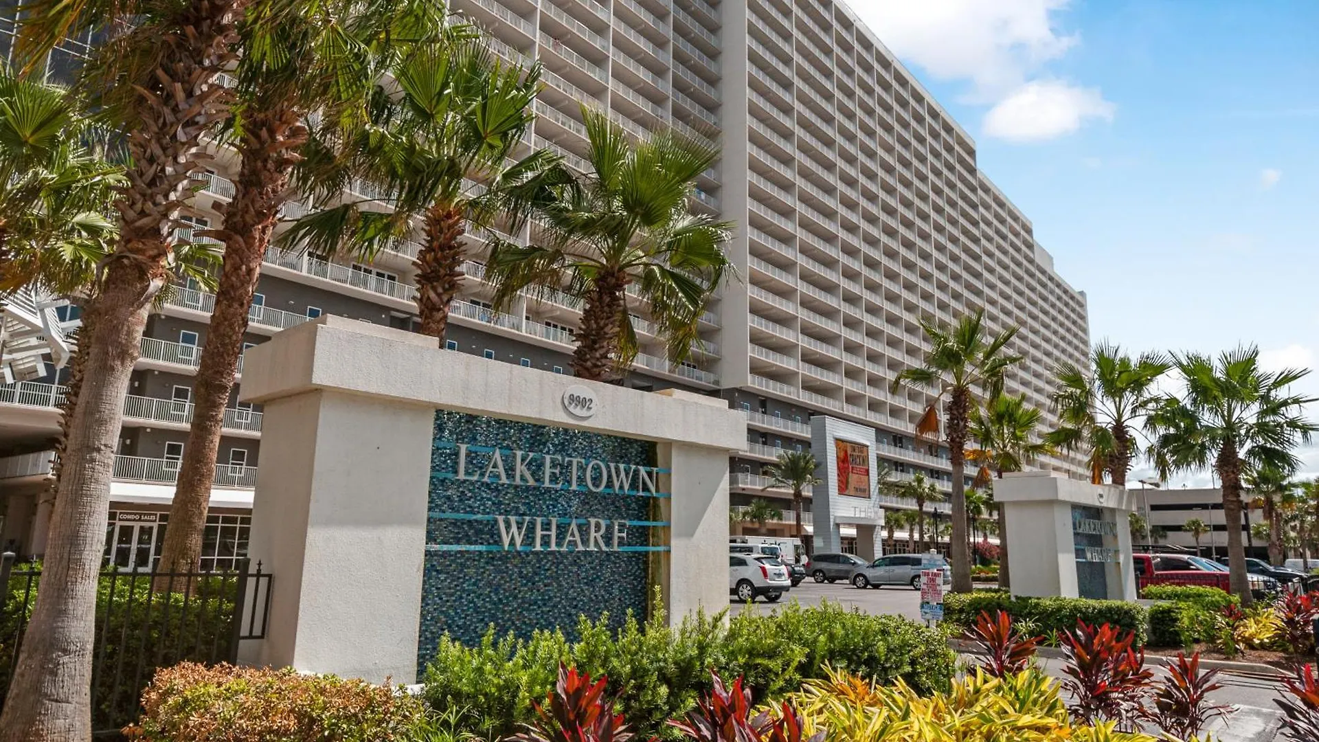 Resort Condo - 5 Pools, Hot Tub, Gym, Wi-Fi Panama City Beach 0*,  USA